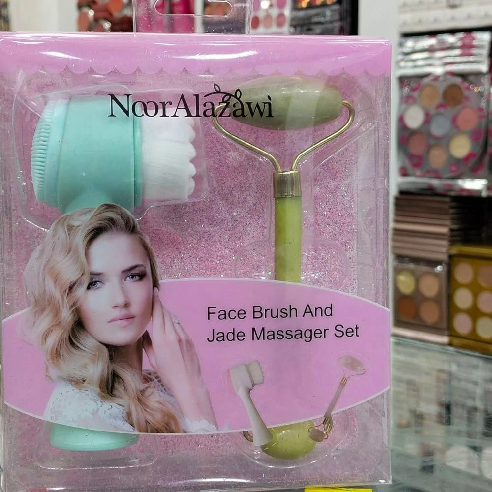 طقم عناية بالبشرة 4*1 (جاد رول +بيوتى بلندر+كلين باد+فرشة ماسك)#